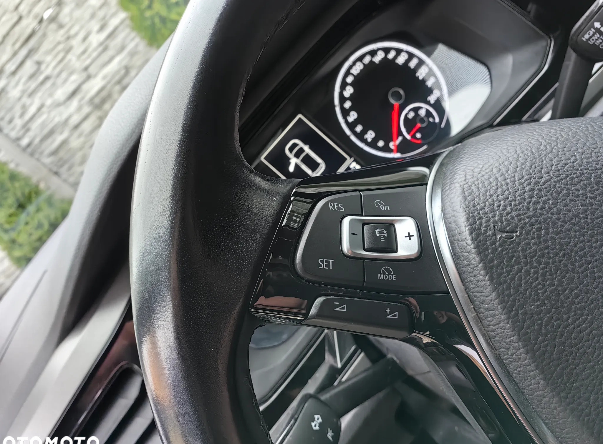 Volkswagen Polo cena 32900 przebieg: 112000, rok produkcji 2018 z Dąbrowa Górnicza małe 742